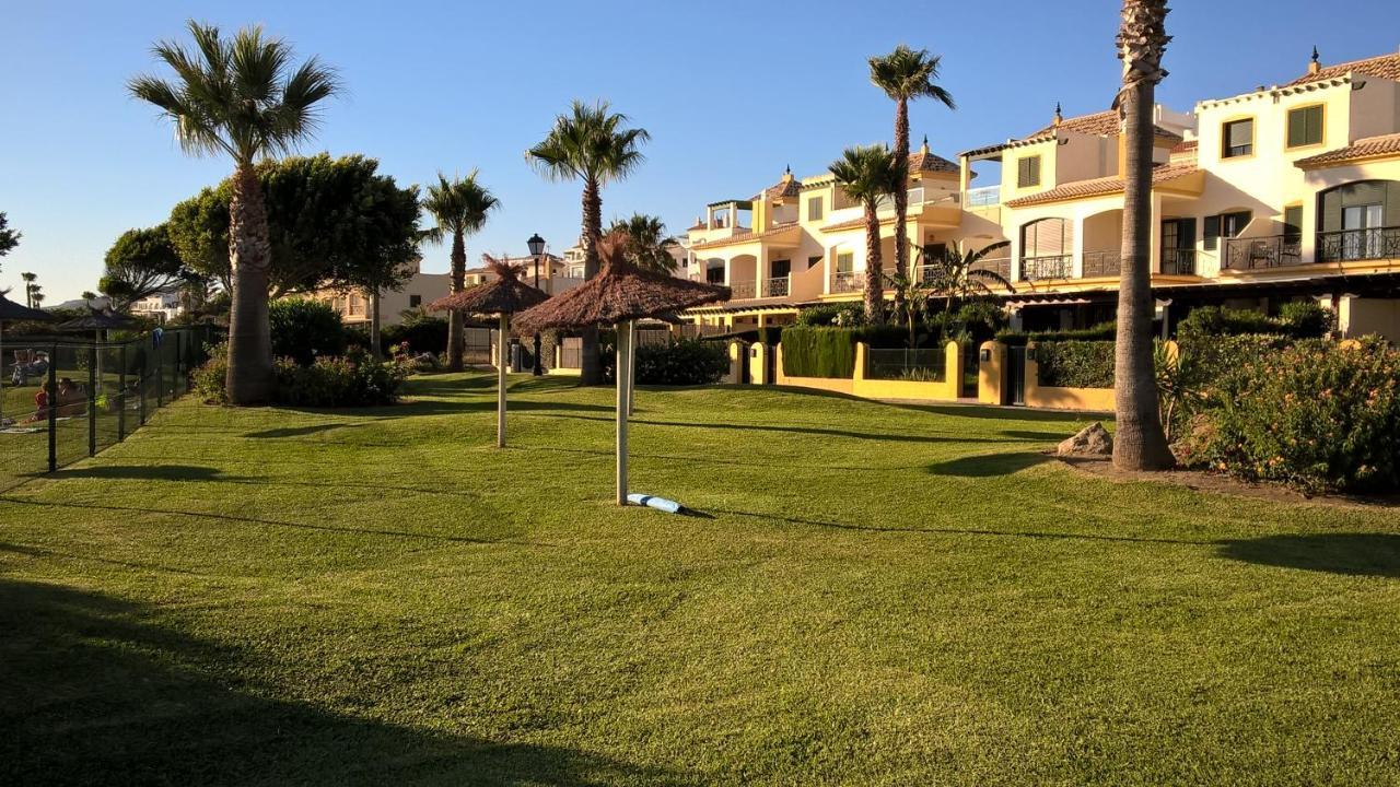 Atlanterra Bajo. Salida Directa. Urbanizacion De Lujo. Piscinas Canchas Padel. Wifi Y A/A Zahara de los Atunes Exteriör bild