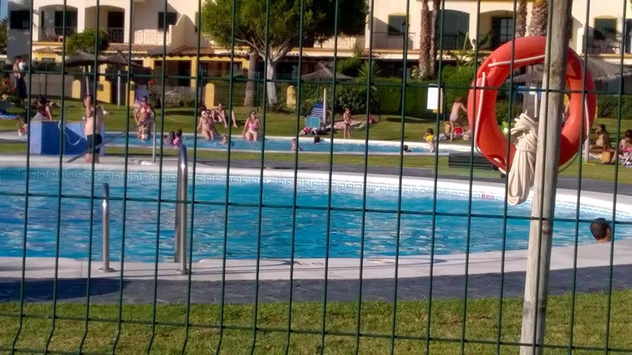 Atlanterra Bajo. Salida Directa. Urbanizacion De Lujo. Piscinas Canchas Padel. Wifi Y A/A Zahara de los Atunes Exteriör bild
